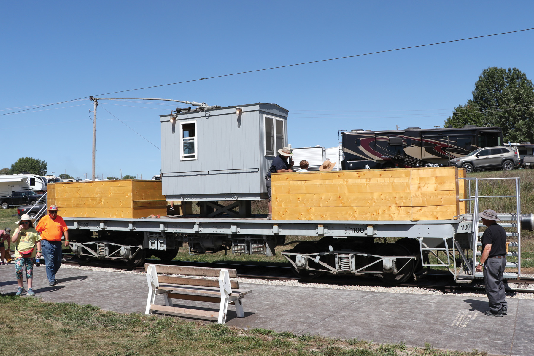 Motor Flat Car No. 1100